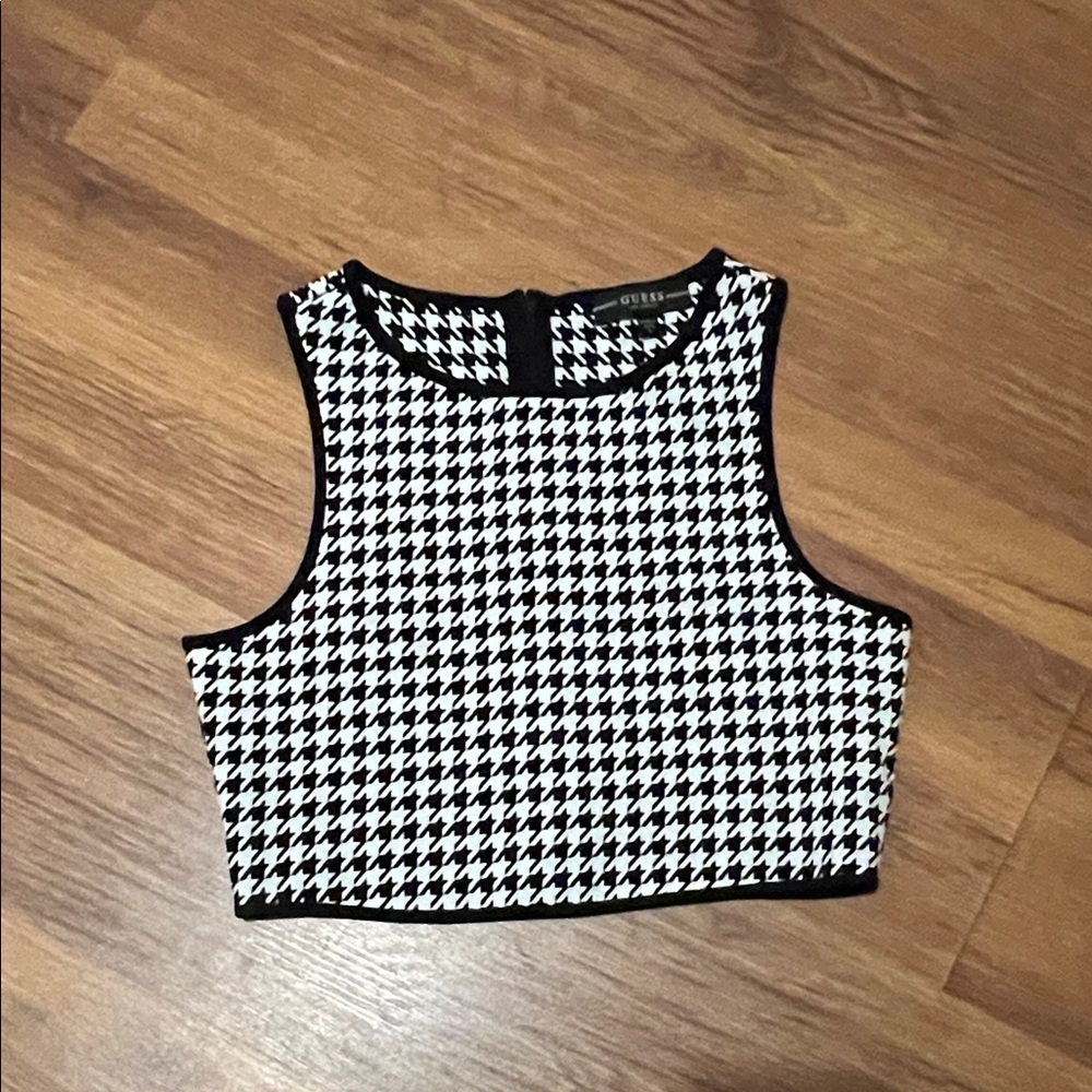 Guess Black and White Houndstooth Crop Top
